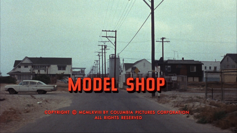 Title_model_shop_blu-ray