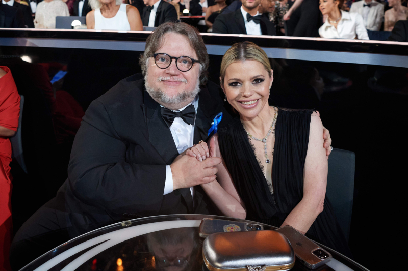 2022 guillermo del toro kim morgan oscars Nightmare Alley nominated best picture